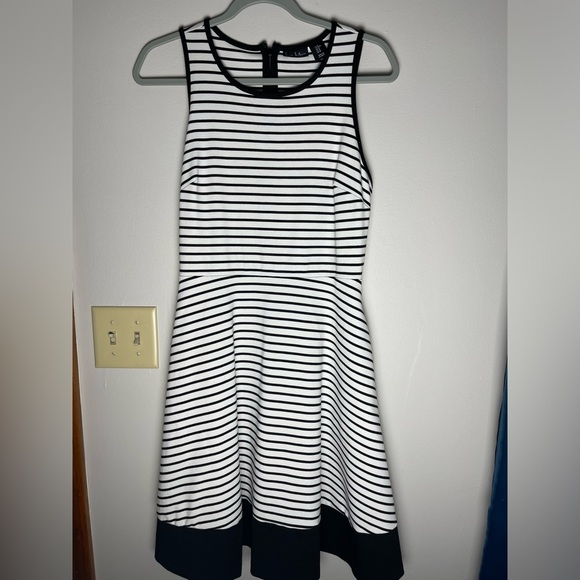 Closet Clear Out #18 Nicole Miller Dress - Picture 1 of 2